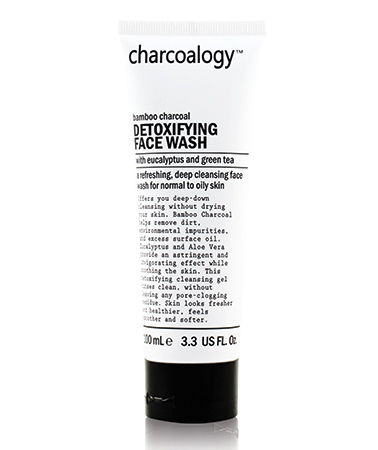 Charcoalogy Bamboo Charcoal Detoxifying Body Wash