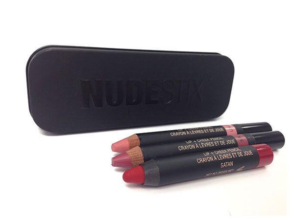 NUDESTIX Holiday Lip Kit