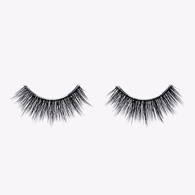 go-to-lashes (natural yet dramatic flutter)