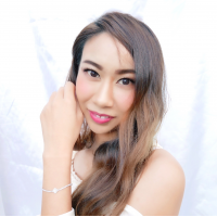 omsin Queenzab's profile picture