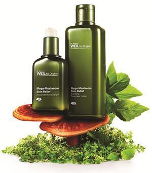 Dr Andrew Weil for Origins Mega Mushroom products Skin Relief Collection Key Visual